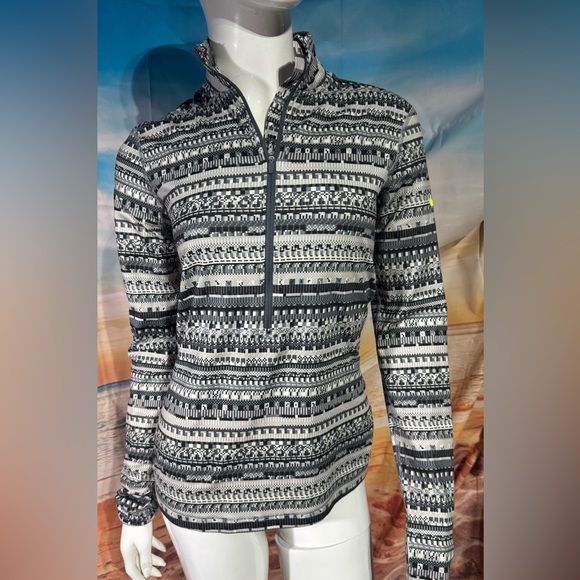 Nike Pro Dri-Fit 3/4 Zip Top - Picture 5 of 8